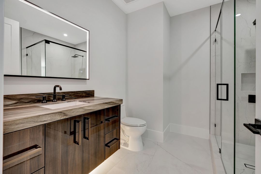 For Sale: $8,999,999 (7 beds, 8 baths, 8475 Square Feet)