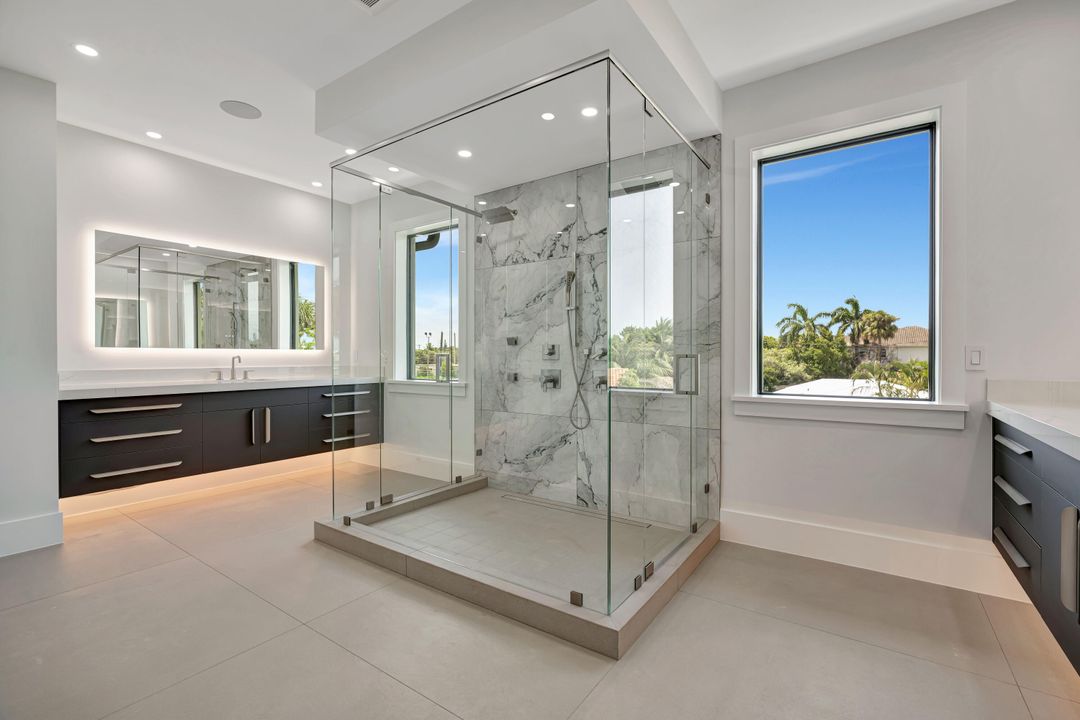 For Sale: $8,999,999 (7 beds, 8 baths, 8475 Square Feet)