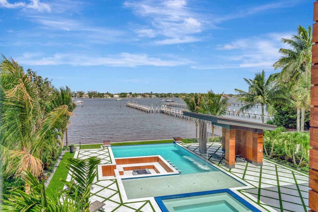 For Sale: $8,999,999 (7 beds, 8 baths, 8475 Square Feet)