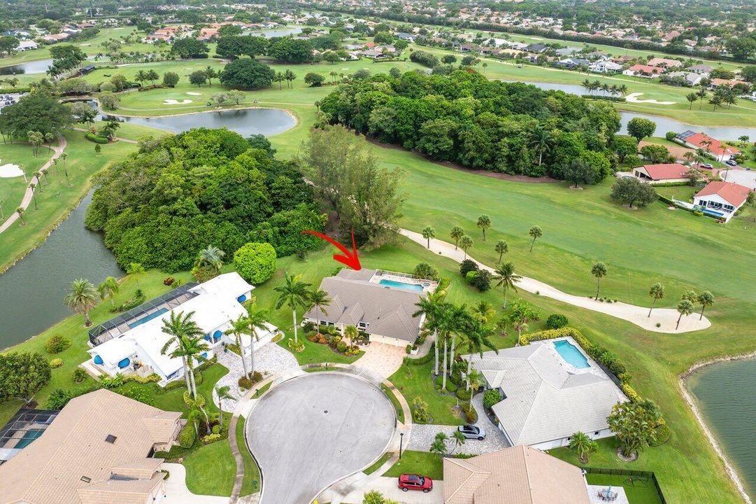 合同活跃: $1,175,000 (3 贝兹, 3 浴室, 3009 平方英尺)