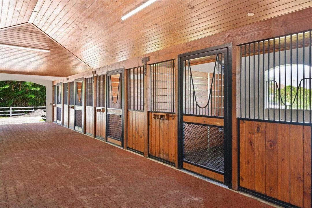 En Venta: $6,350,000 (7 camas, 4 baños, 4710 Pies cuadrados)