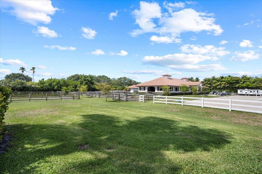 En Venta: $6,350,000 (7 camas, 4 baños, 4710 Pies cuadrados)