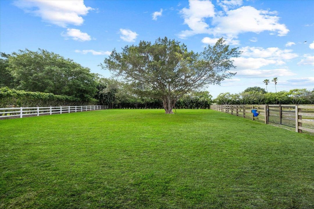 En Venta: $6,350,000 (7 camas, 4 baños, 4710 Pies cuadrados)