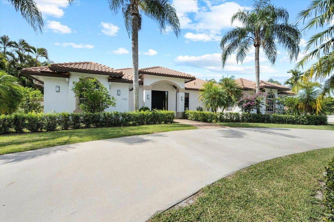 En Venta: $6,350,000 (7 camas, 4 baños, 4710 Pies cuadrados)