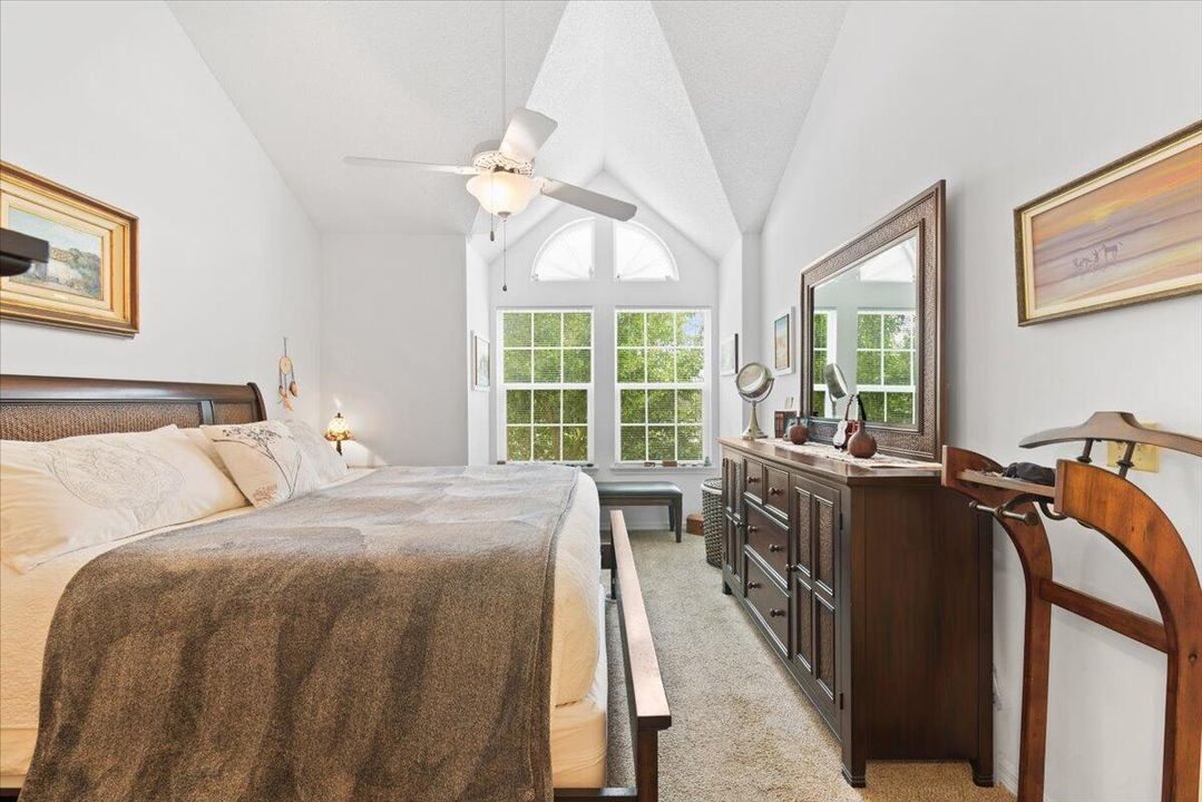 For Sale: $199,500 (2 beds, 3 baths, 1460 Square Feet)