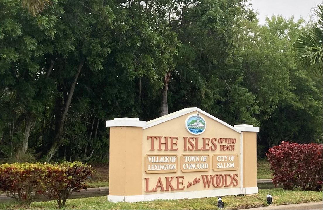 For Sale: $199,500 (2 beds, 3 baths, 1460 Square Feet)