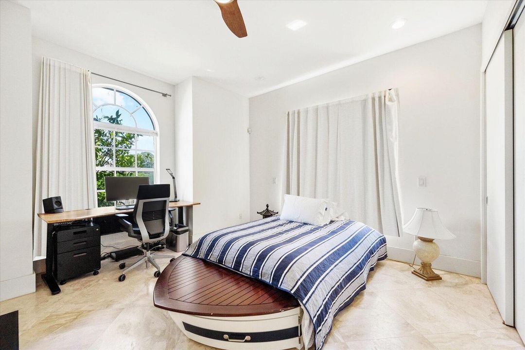 En Venta: $6,350,000 (7 camas, 4 baños, 4710 Pies cuadrados)