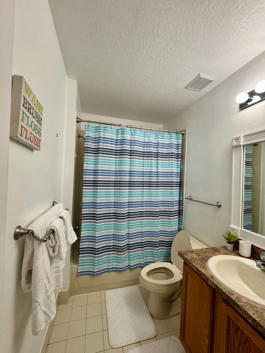 Active With Contract: $4,500 (2 beds, 2 baths, 1108 Square Feet)