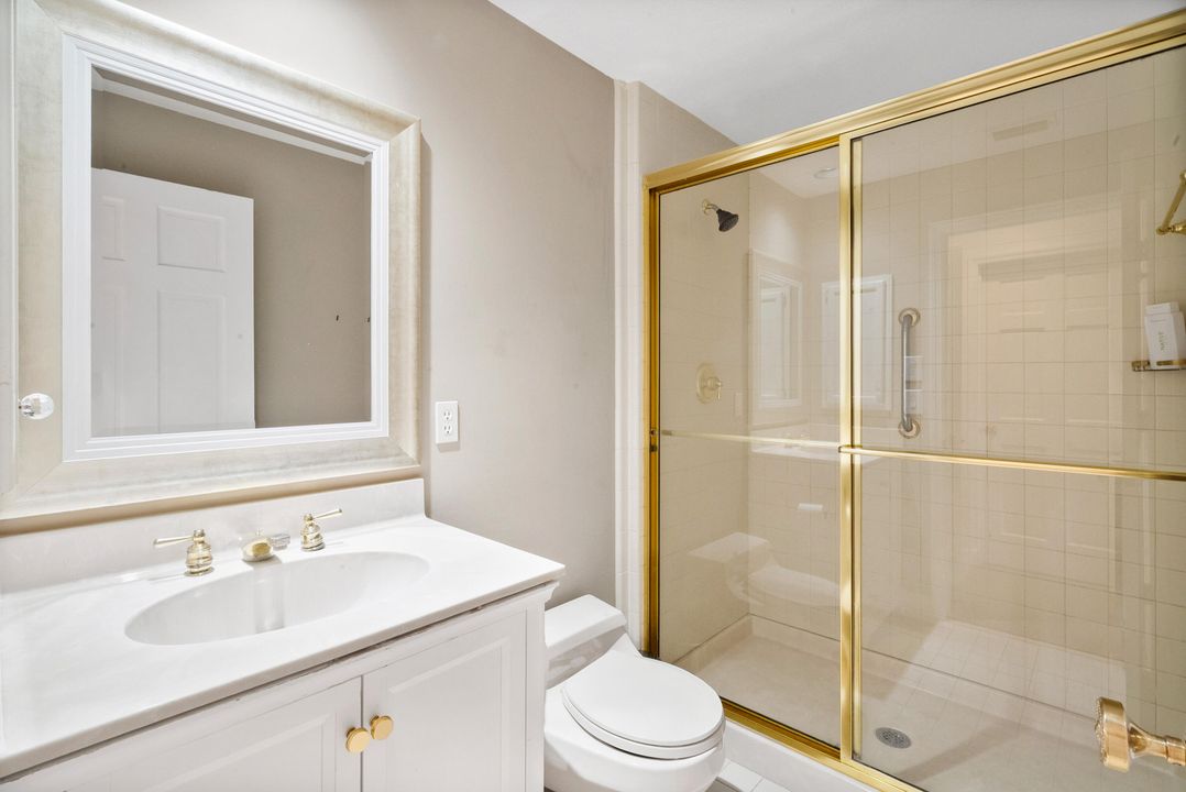 For Rent: $7,899 (3 beds, 3 baths, 2886 Square Feet)