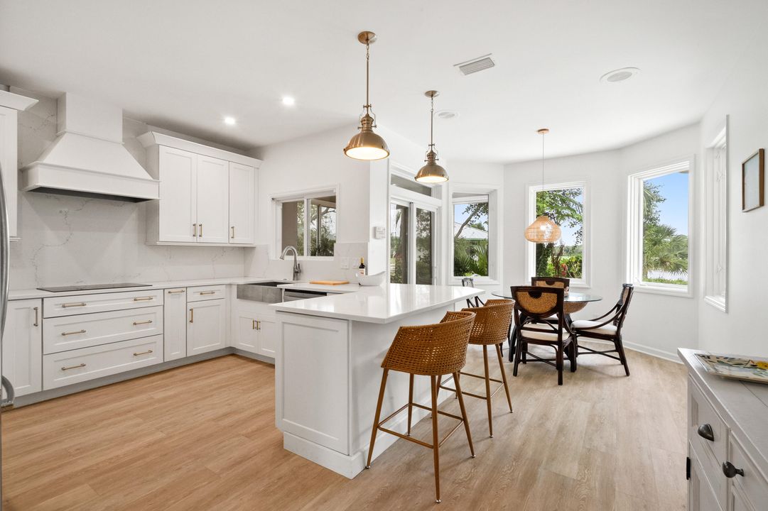 For Rent: $7,899 (3 beds, 3 baths, 2886 Square Feet)