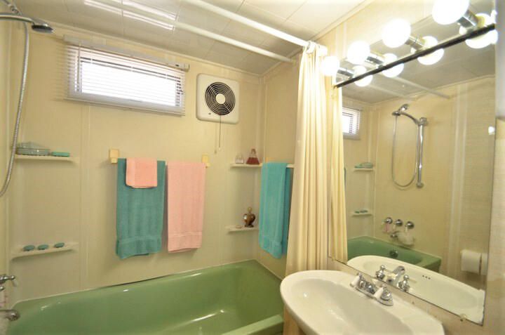 На продажу: $274,900 (1 спален, 1 ванн, 430 Квадратных фут)