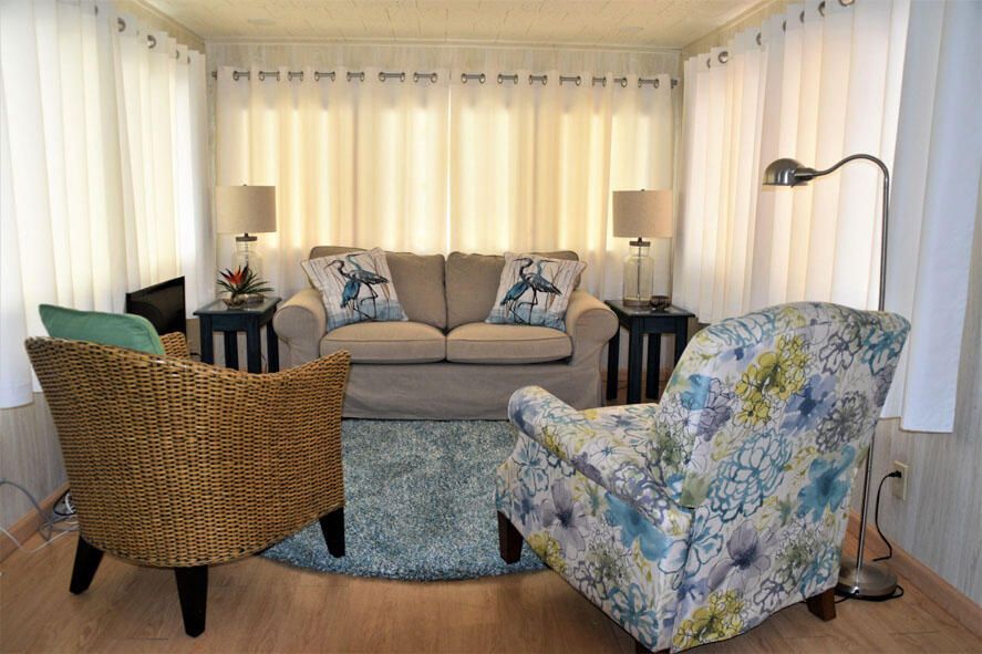 На продажу: $274,900 (1 спален, 1 ванн, 430 Квадратных фут)