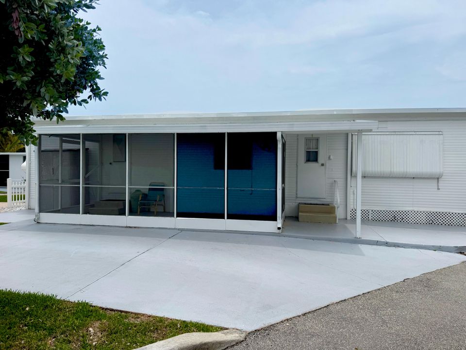 На продажу: $274,900 (1 спален, 1 ванн, 430 Квадратных фут)