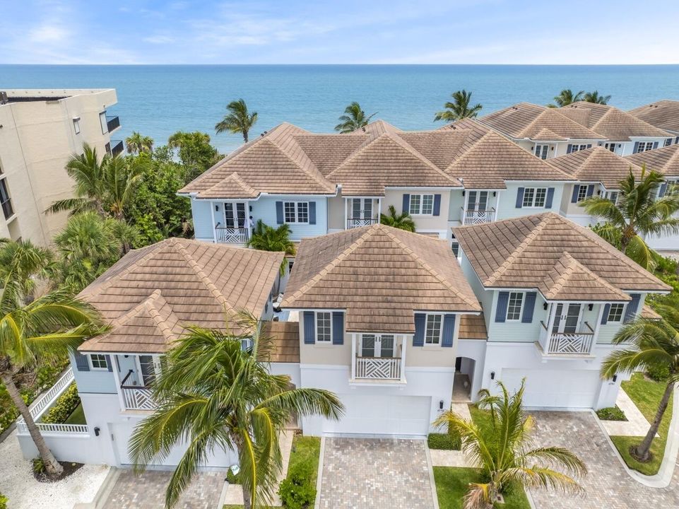 For Sale: $3,395,000 (4 beds, 4 baths, 3297 Square Feet)