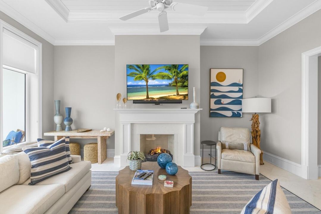 For Sale: $3,395,000 (4 beds, 4 baths, 3297 Square Feet)