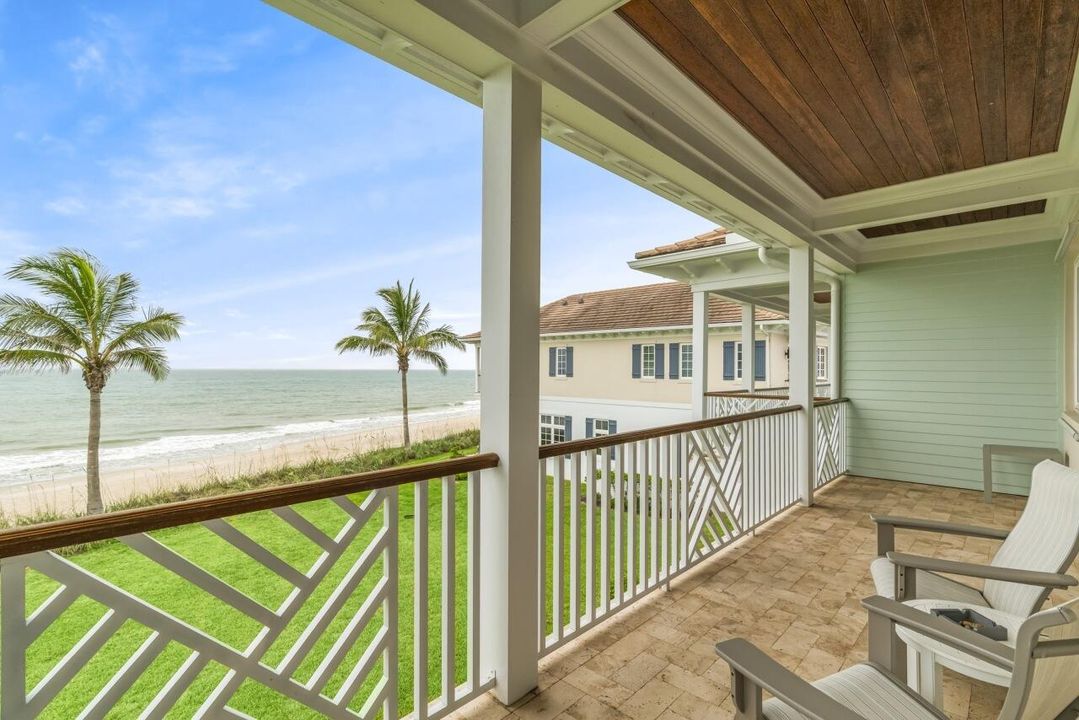 For Sale: $3,395,000 (4 beds, 4 baths, 3297 Square Feet)