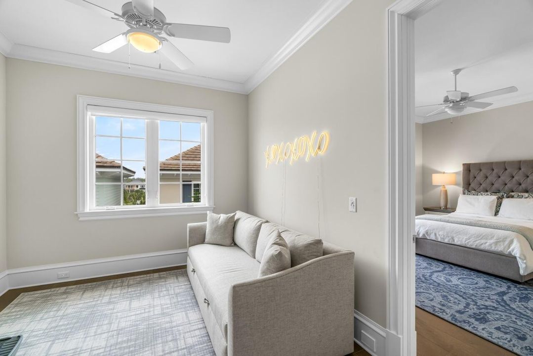 For Sale: $3,395,000 (4 beds, 4 baths, 3297 Square Feet)