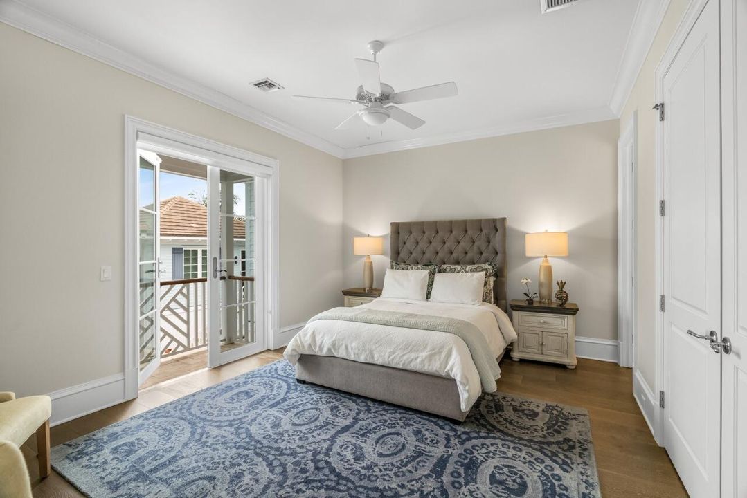 For Sale: $3,395,000 (4 beds, 4 baths, 3297 Square Feet)