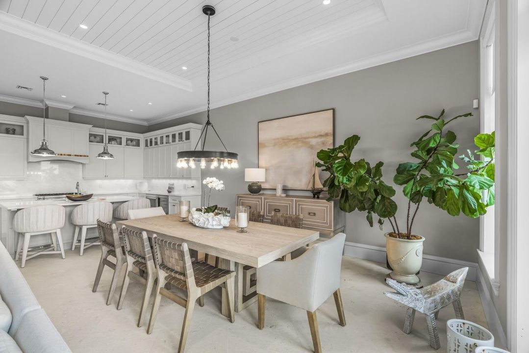 For Sale: $3,395,000 (4 beds, 4 baths, 3297 Square Feet)