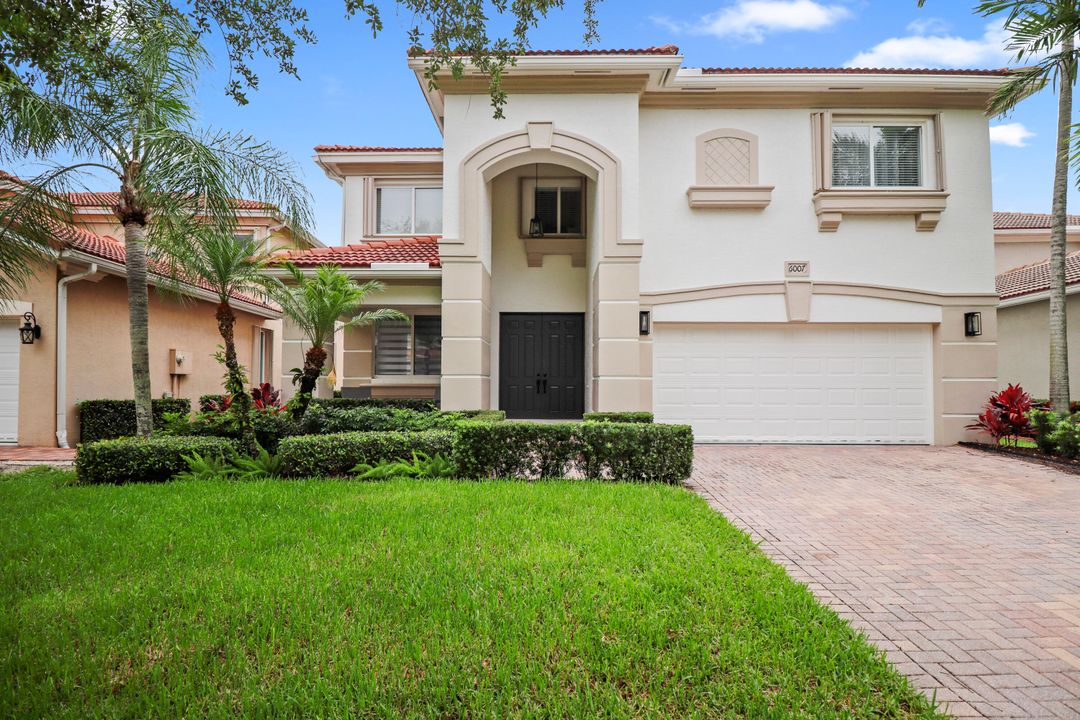 最近租的: $4,500 (4 贝兹, 2 浴室, 3006 平方英尺)