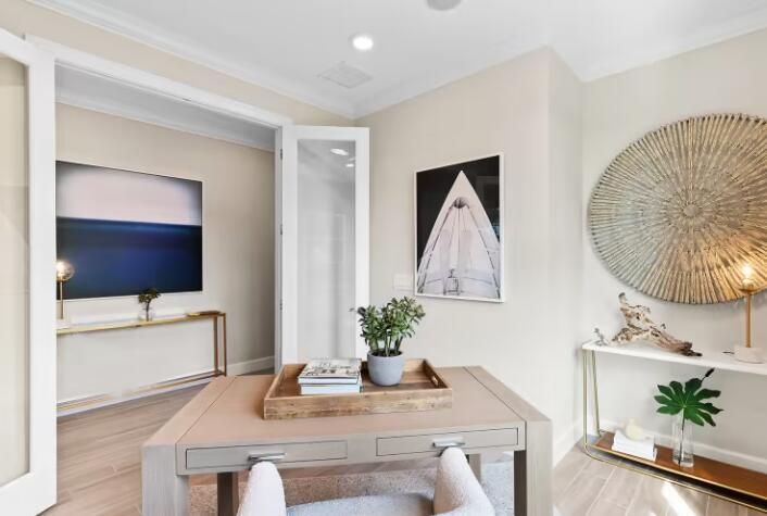 For Sale: $424,950 (2 beds, 2 baths, 1579 Square Feet)