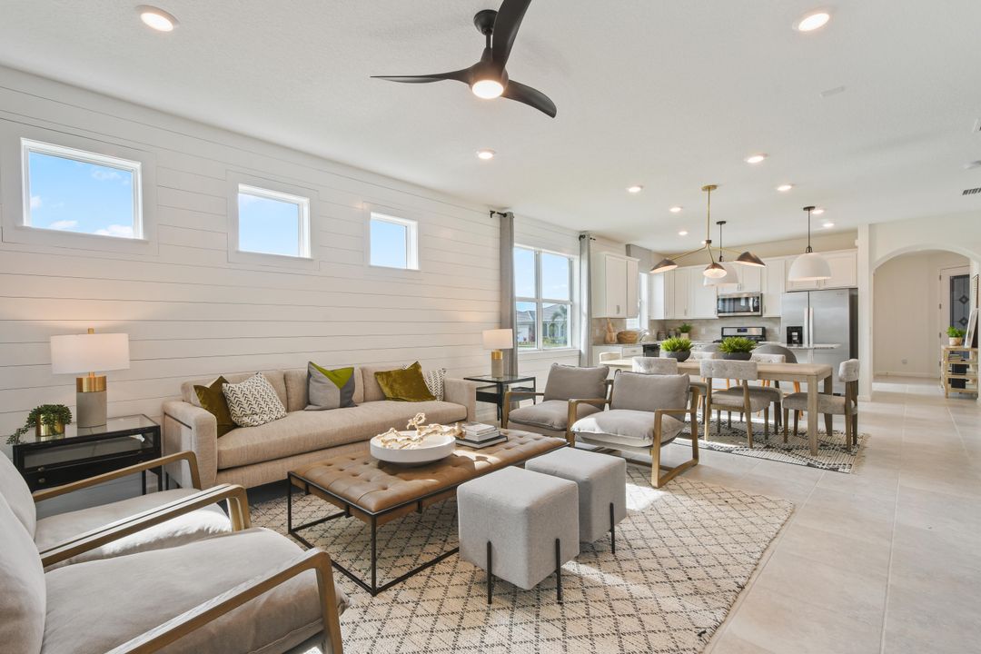 For Sale: $424,950 (2 beds, 2 baths, 1579 Square Feet)