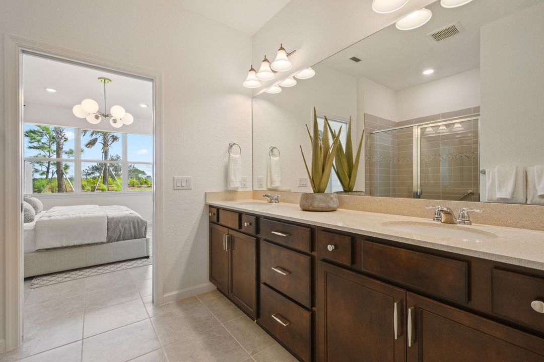 For Sale: $424,950 (2 beds, 2 baths, 1579 Square Feet)