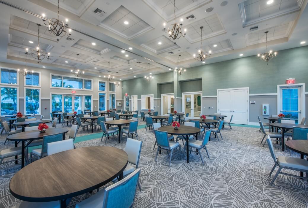 For Sale: $424,950 (2 beds, 2 baths, 1579 Square Feet)