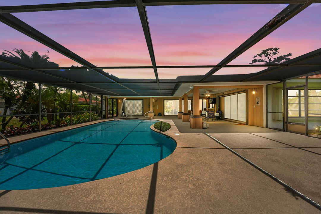 Recently Sold: $729,000 (3 beds, 2 baths, 3309 Square Feet)