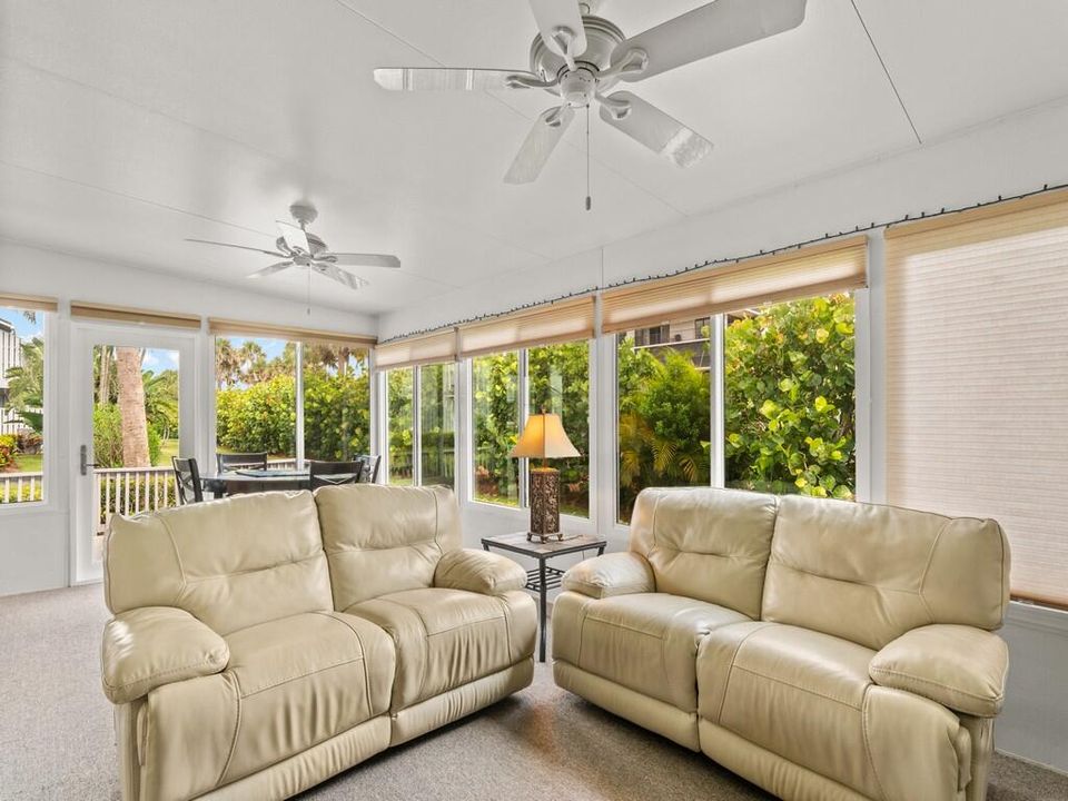 出租: $4,500 (3 贝兹, 3 浴室, 1355 平方英尺)