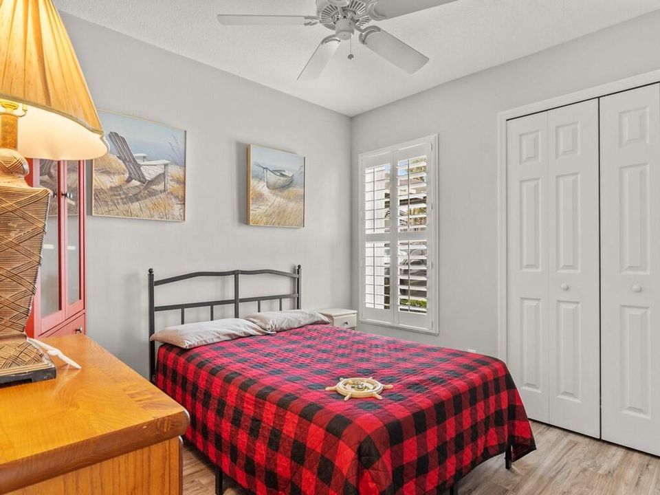 出租: $4,500 (3 贝兹, 3 浴室, 1355 平方英尺)