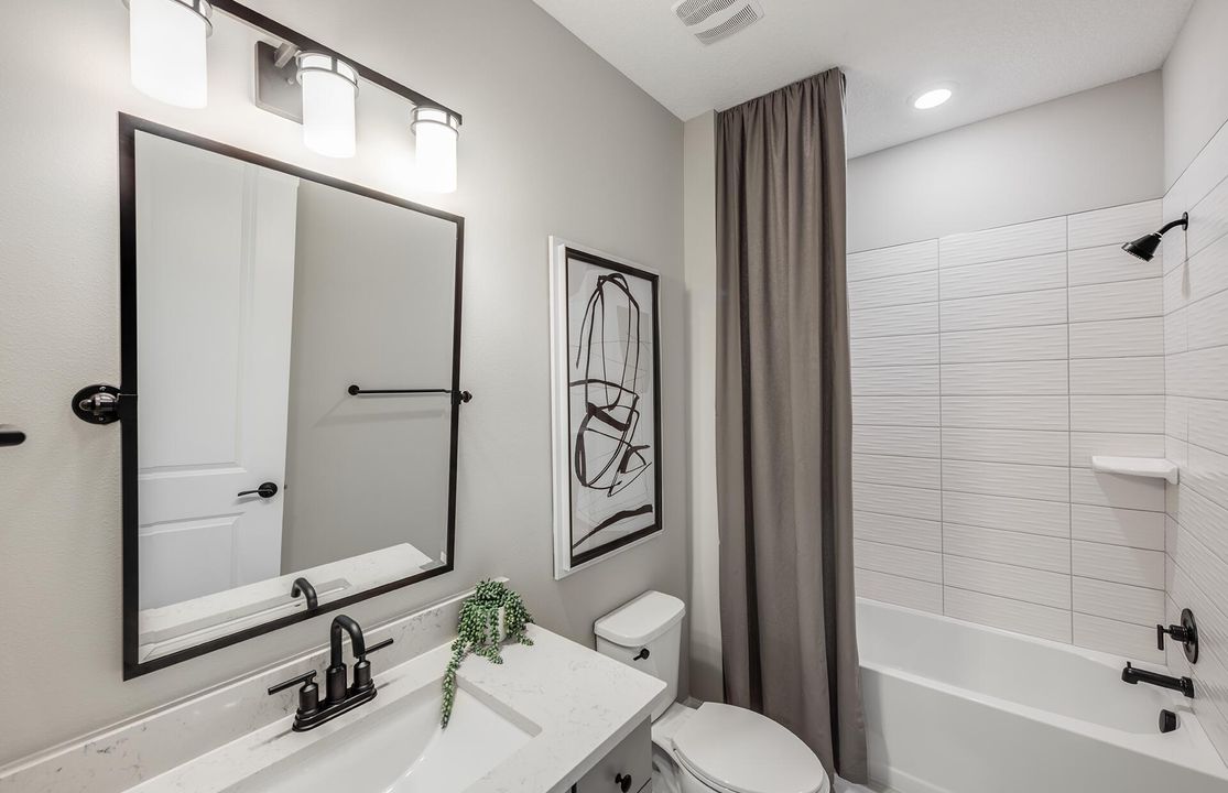 Active With Contract: $834,845 (4 beds, 3 baths, 2334 Square Feet)