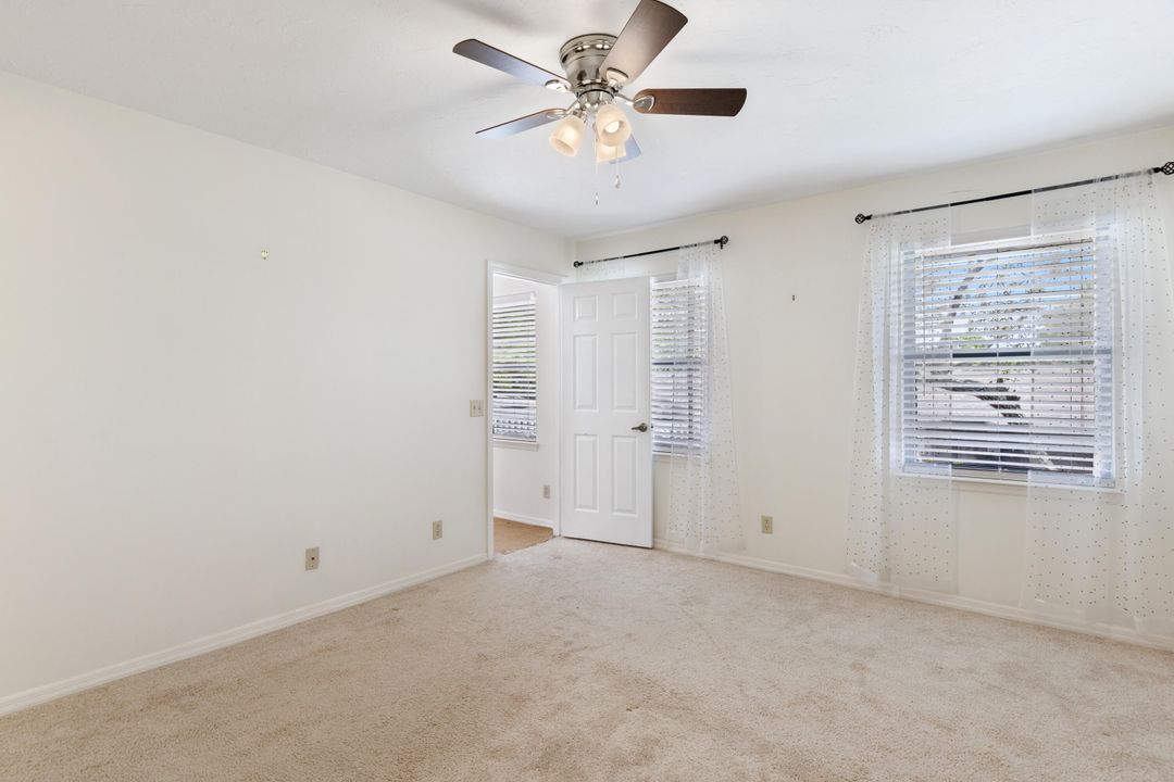 For Sale: $145,000 (2 beds, 2 baths, 874 Square Feet)
