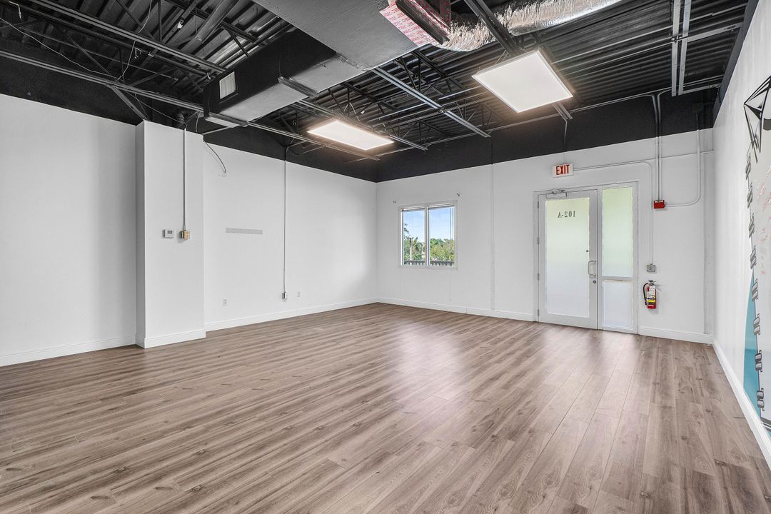 待售: $3,750 (0 贝兹, 0 浴室, 1550 平方英尺)