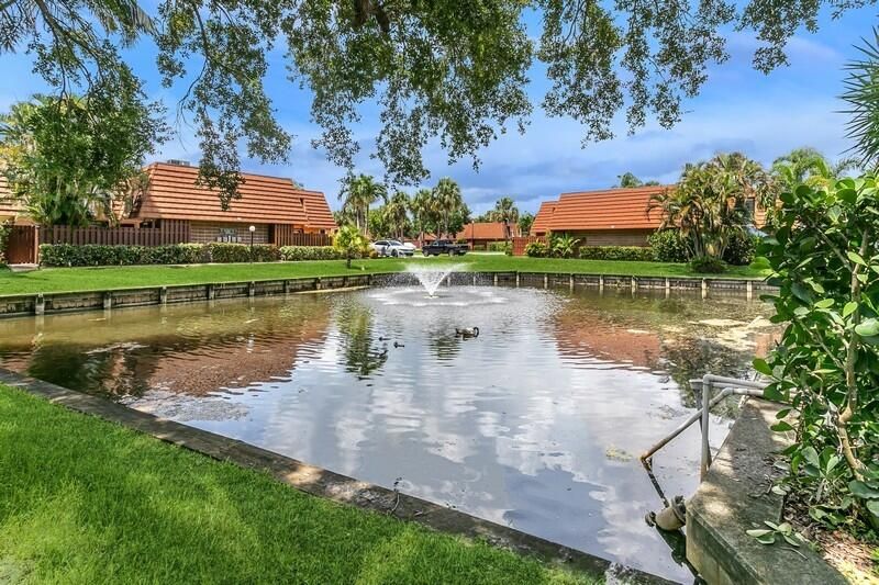 En Venta: $439,900 (2 camas, 2 baños, 1470 Pies cuadrados)