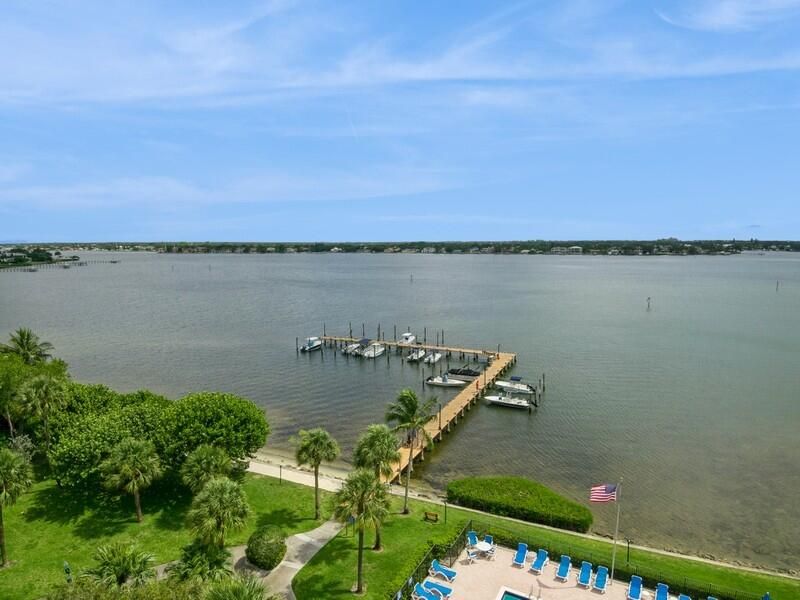 En Venta: $439,900 (2 camas, 2 baños, 1470 Pies cuadrados)