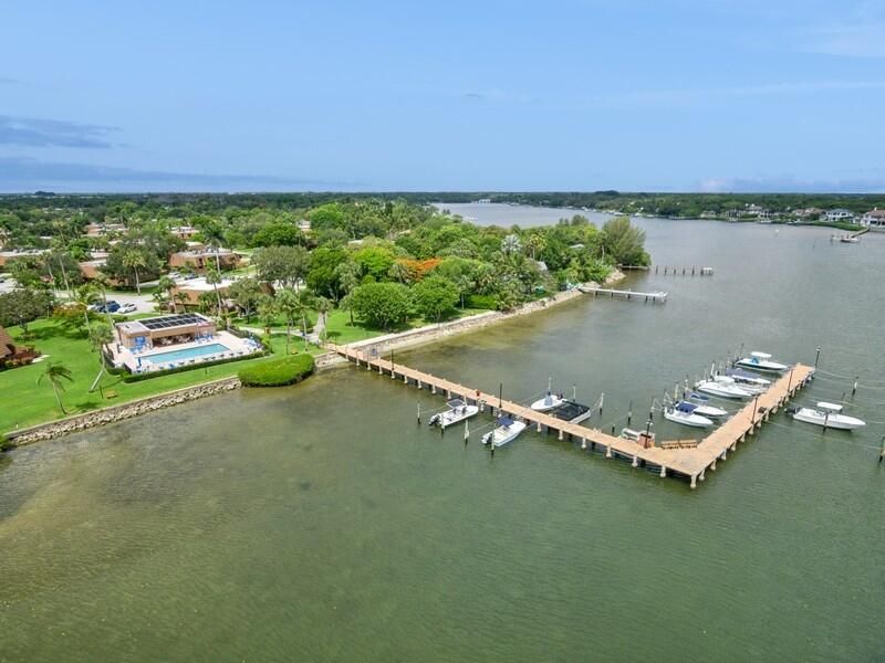 En Venta: $439,900 (2 camas, 2 baños, 1470 Pies cuadrados)