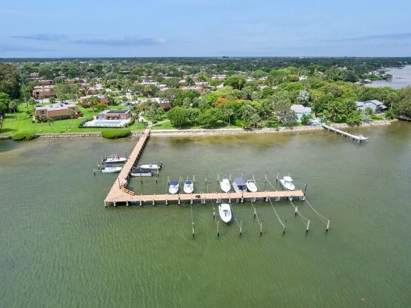 En Venta: $439,900 (2 camas, 2 baños, 1470 Pies cuadrados)