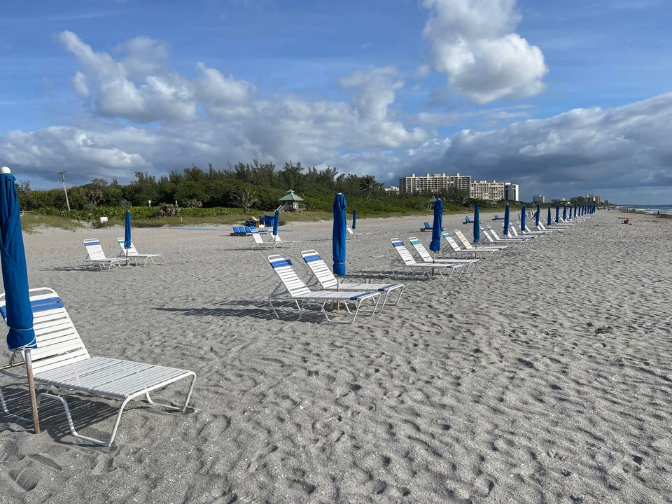 Active With Contract: $4,200 (2 beds, 2 baths, 958 Square Feet)