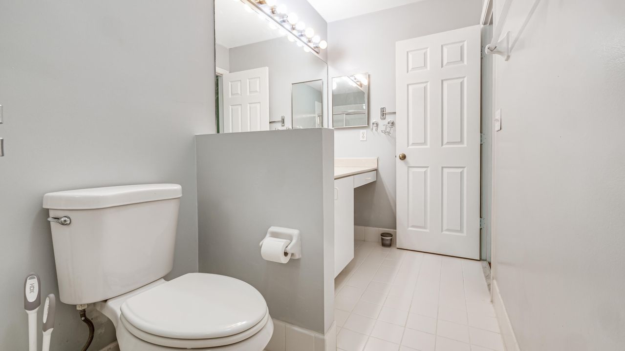 待售: $376,500 (2 贝兹, 2 浴室, 1233 平方英尺)