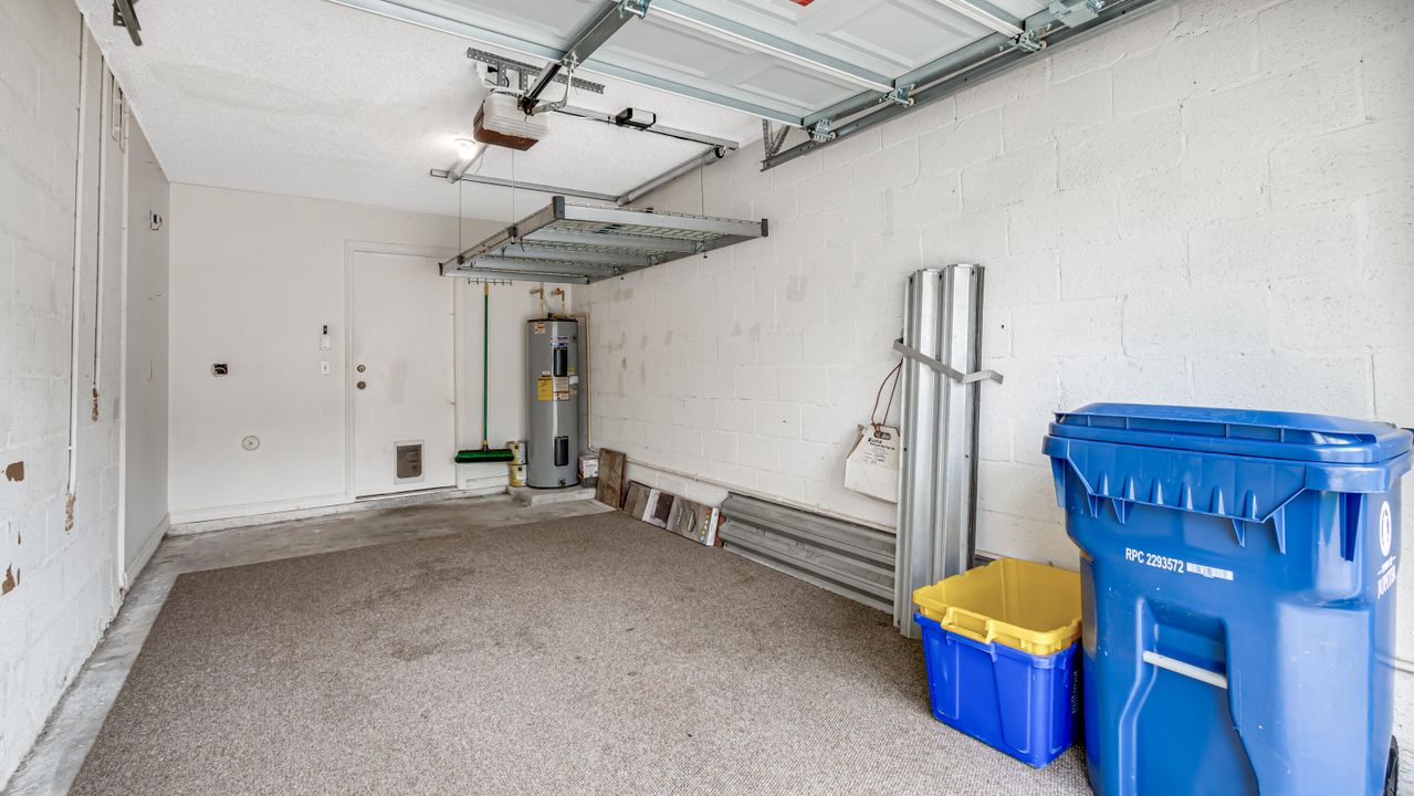 待售: $376,500 (2 贝兹, 2 浴室, 1233 平方英尺)