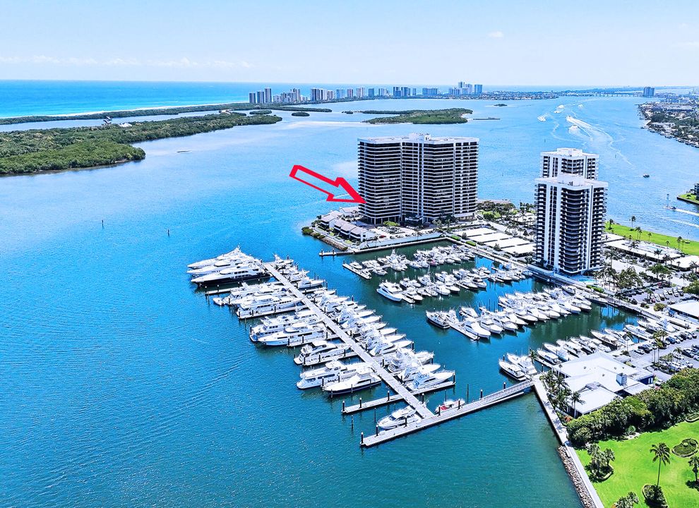 En Venta: $699,000 (2 camas, 2 baños, 2069 Pies cuadrados)