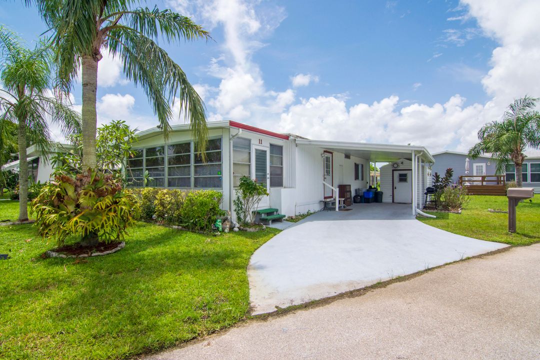 最近售出: $56,000 (2 贝兹, 2 浴室, 805 平方英尺)