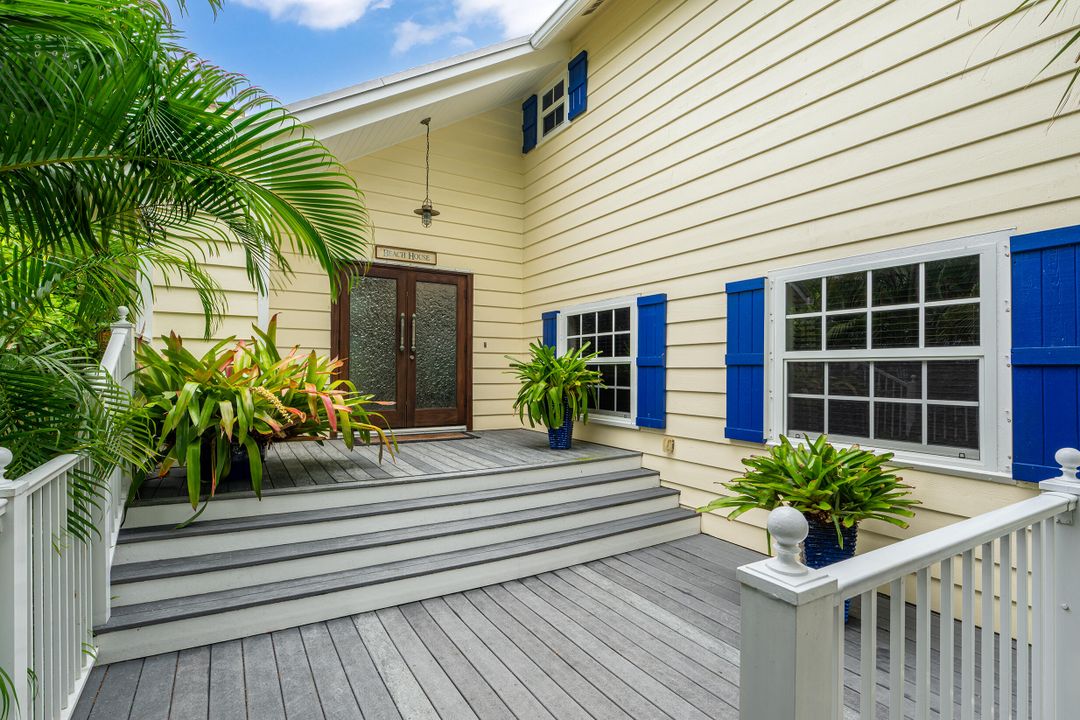 На продажу: $3,950,000 (5 спален, 4 ванн, 5776 Квадратных фут)