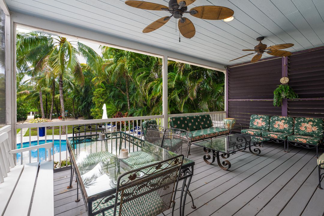 На продажу: $3,950,000 (5 спален, 4 ванн, 5776 Квадратных фут)