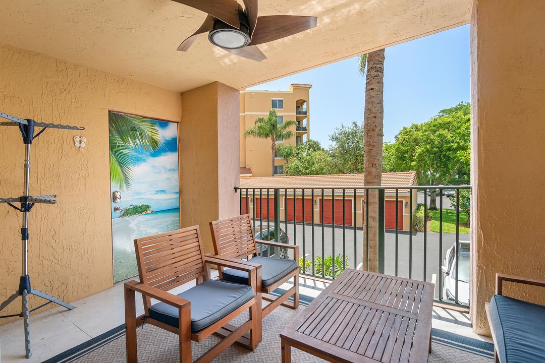 For Sale: $379,900 (3 beds, 2 baths, 1298 Square Feet)