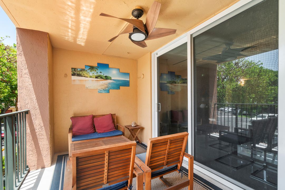 For Sale: $379,900 (3 beds, 2 baths, 1298 Square Feet)