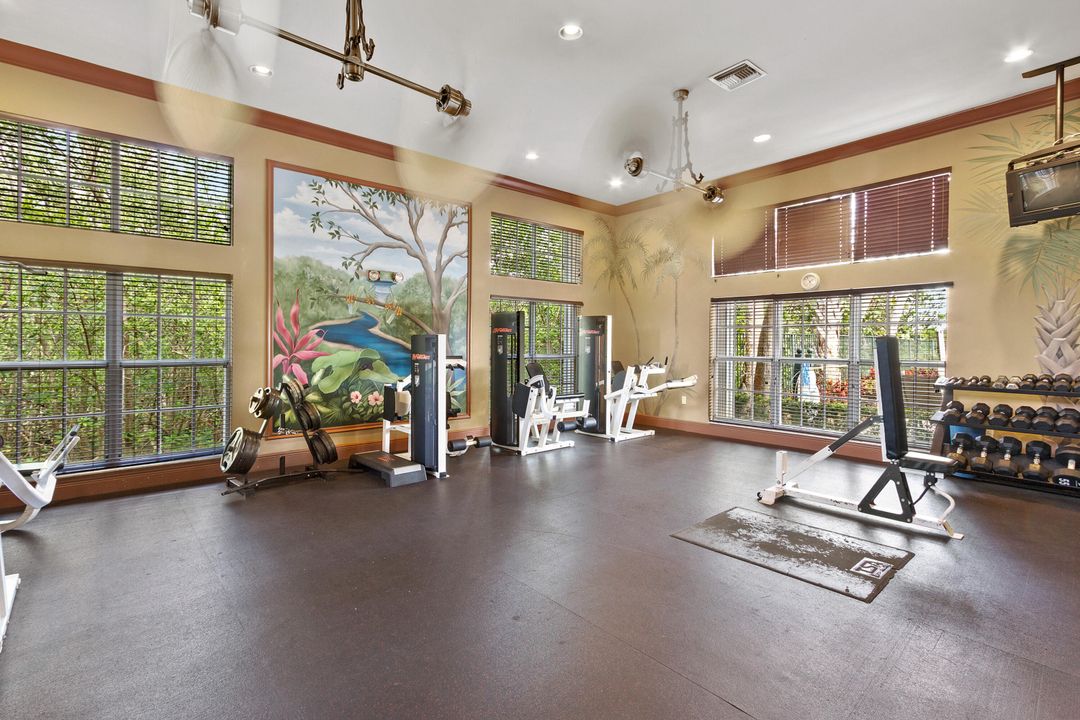 For Sale: $379,900 (3 beds, 2 baths, 1298 Square Feet)