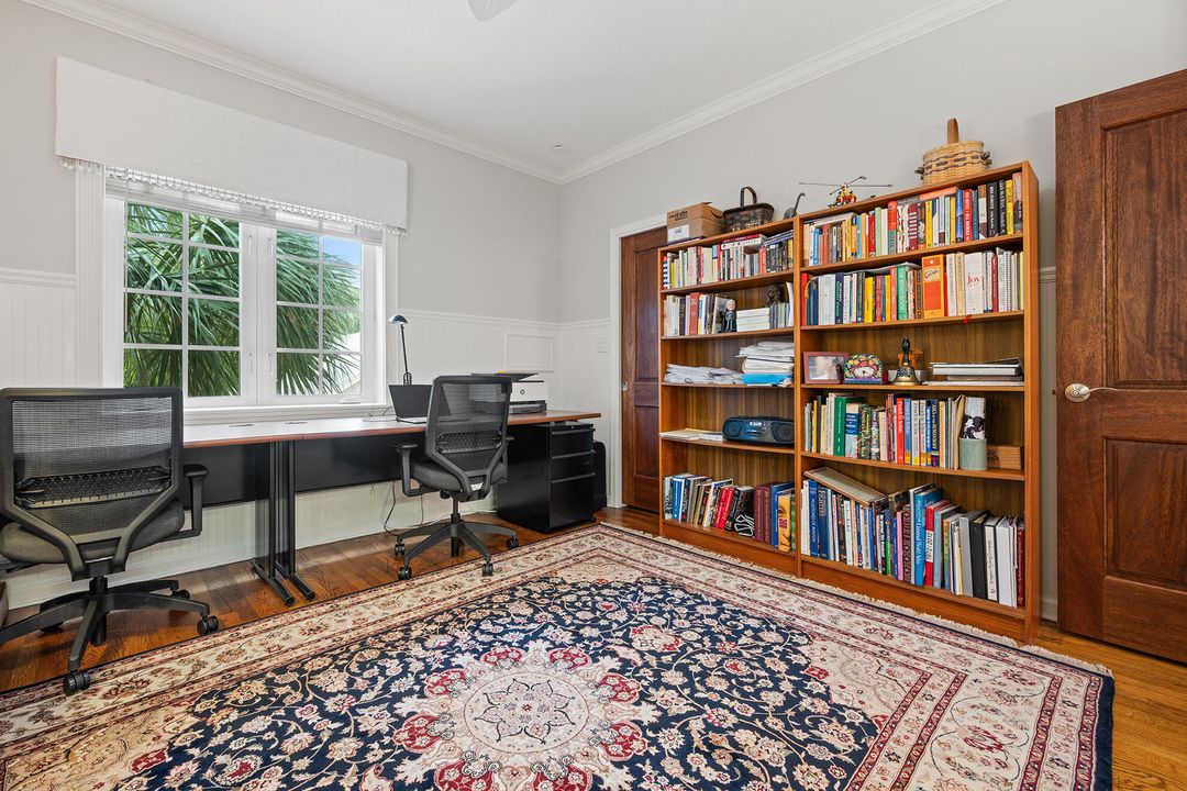 На продажу: $3,950,000 (5 спален, 4 ванн, 5776 Квадратных фут)