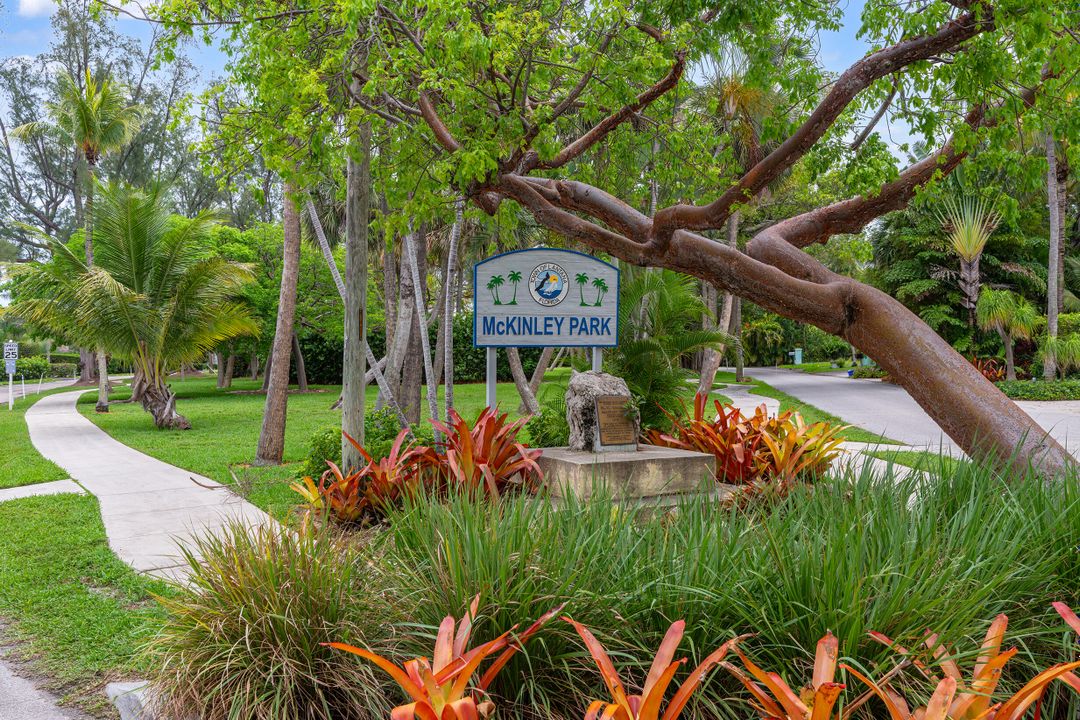 На продажу: $3,950,000 (5 спален, 4 ванн, 5776 Квадратных фут)